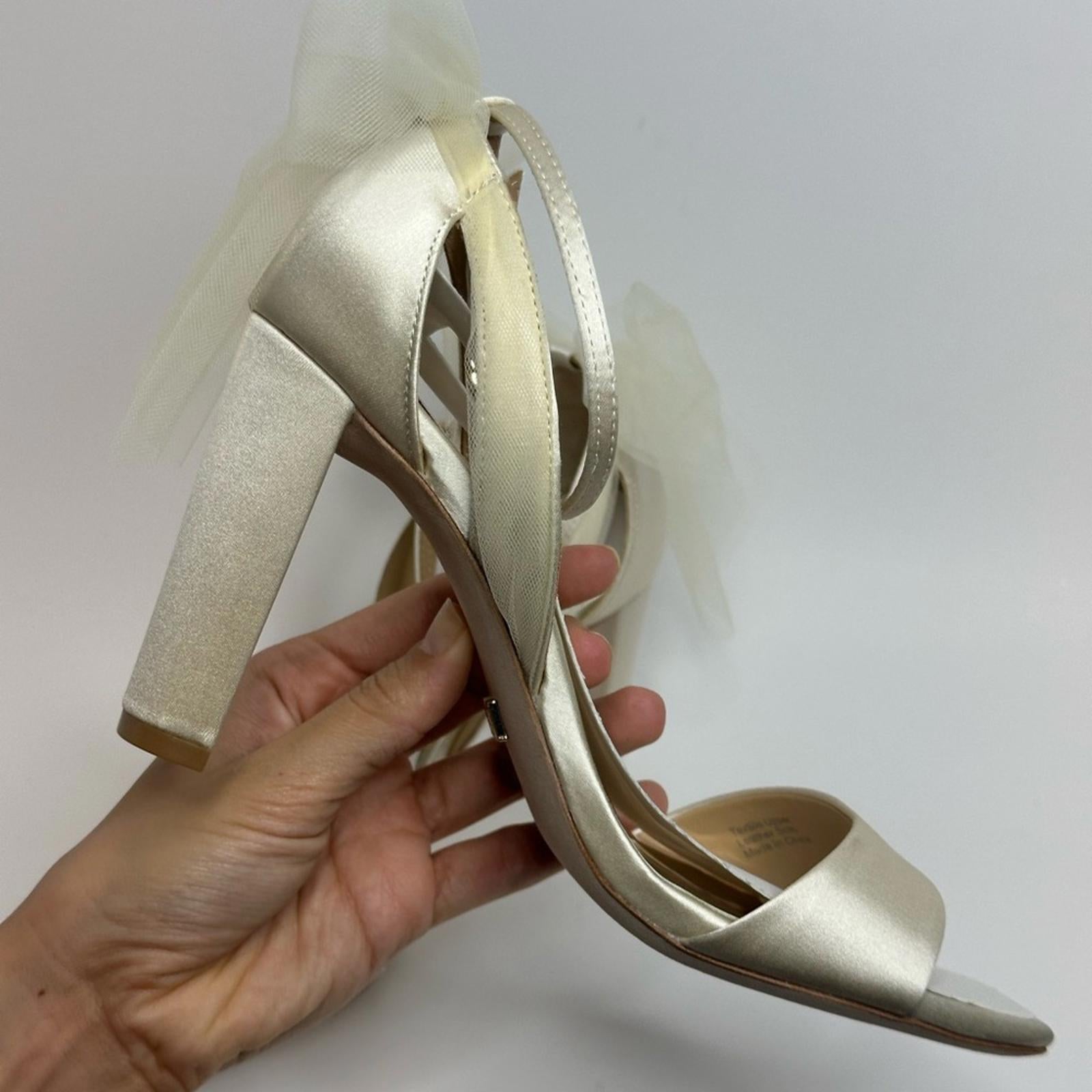 Badgley Mischka Kim Heels