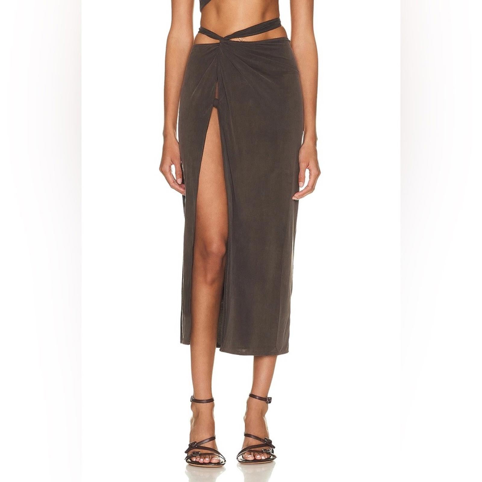 Jacquemus Le Jupe Espelho