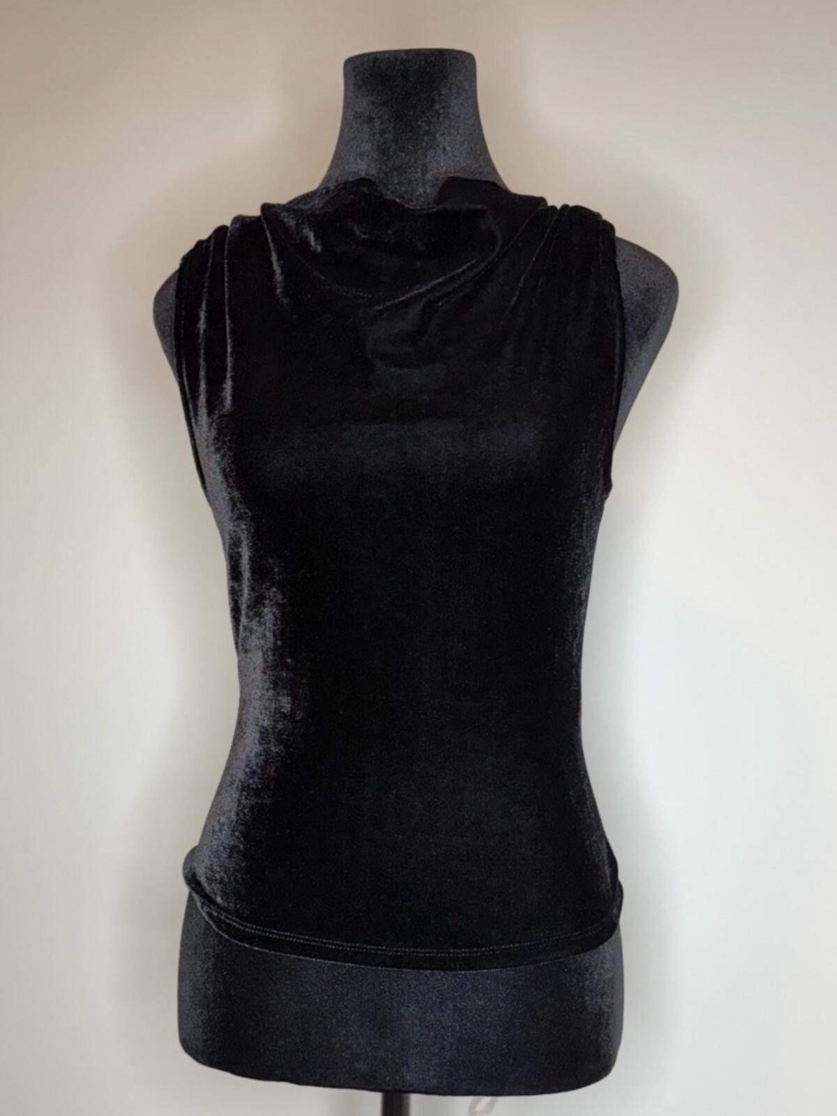 Lovers And Friends Lainey Velvet Top
