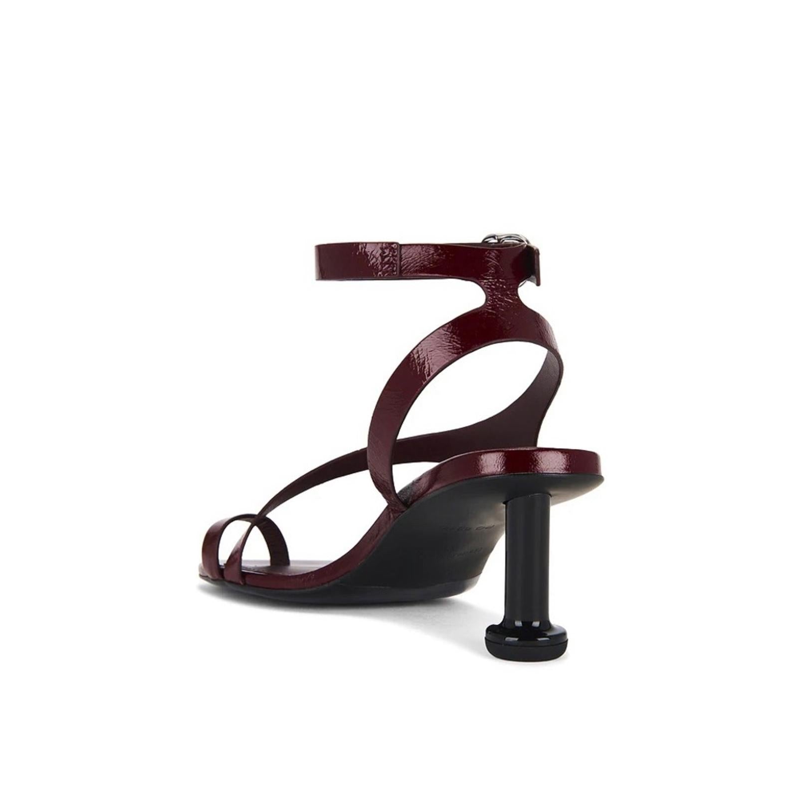 Alohas Miquela Onyx Sandals
