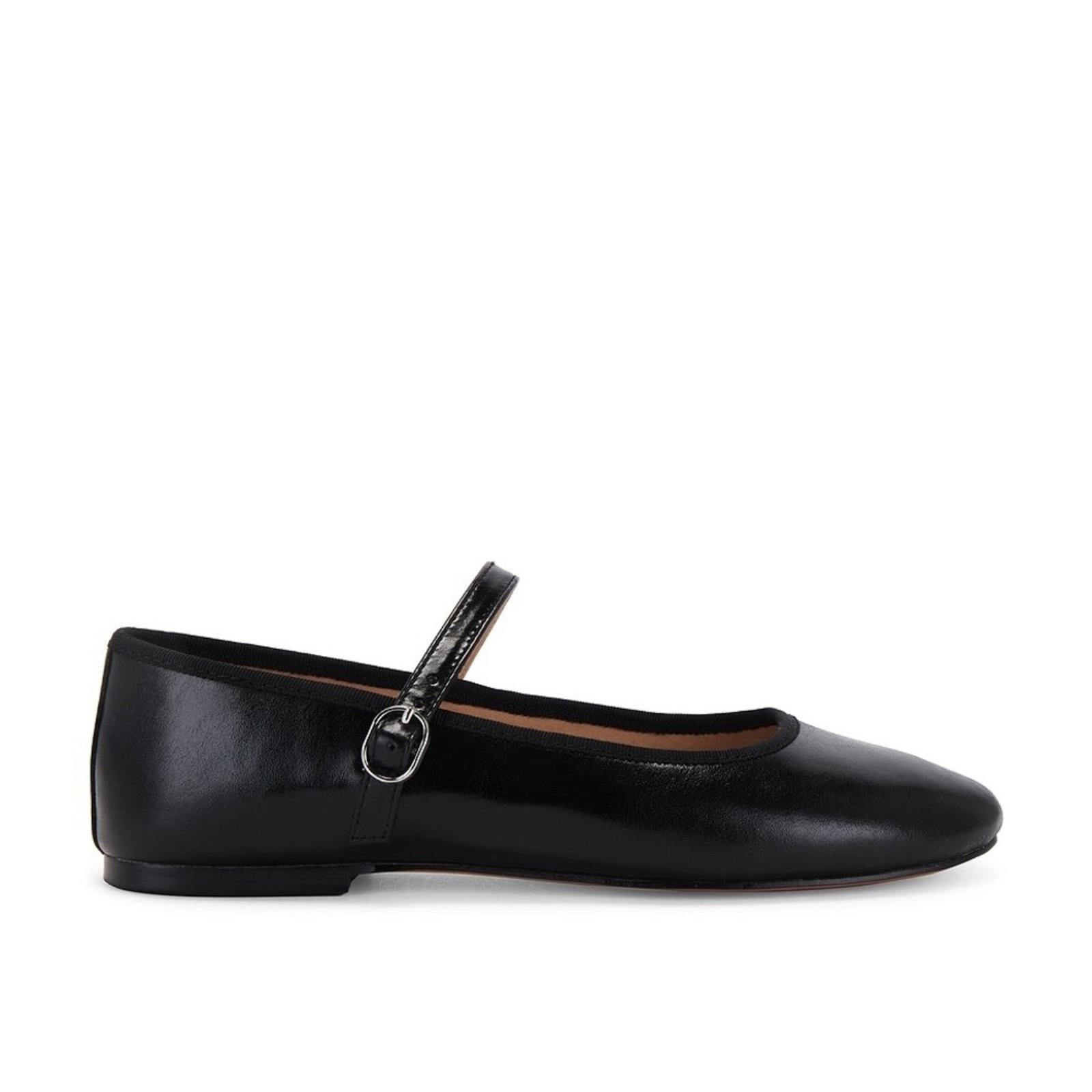 Steve Madden Vinetta Flats