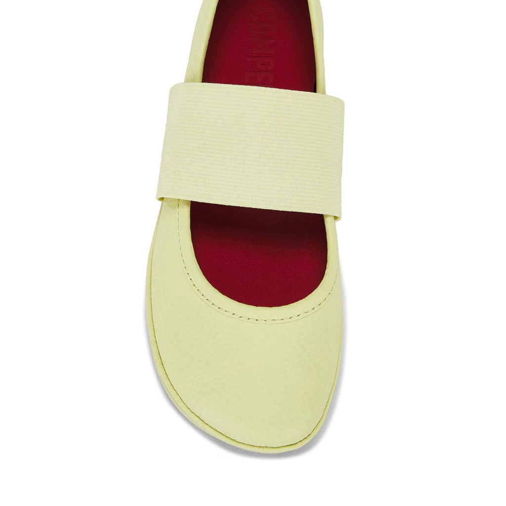 Camper Right Nina Flat