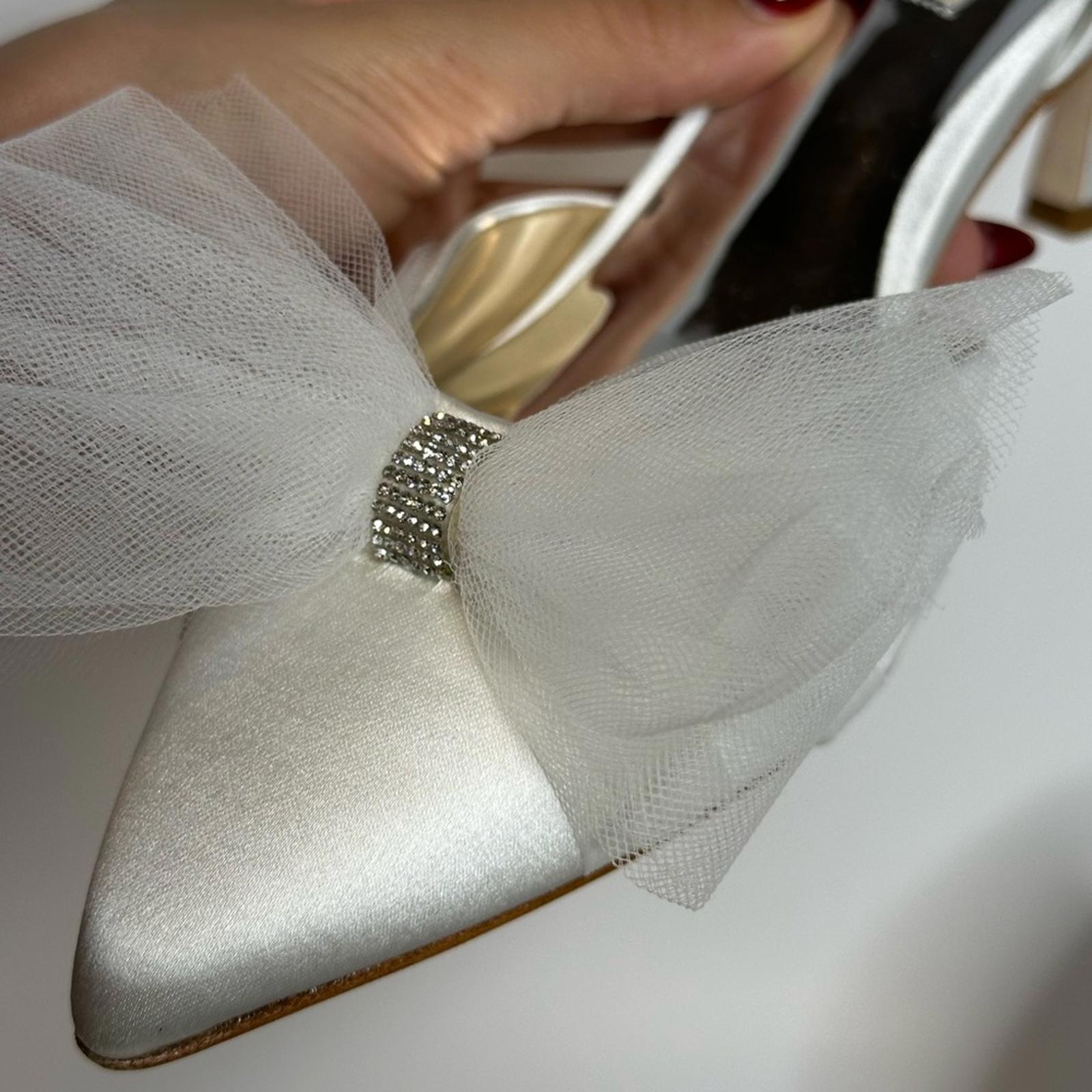 Badgley Mischka  Festive Heels