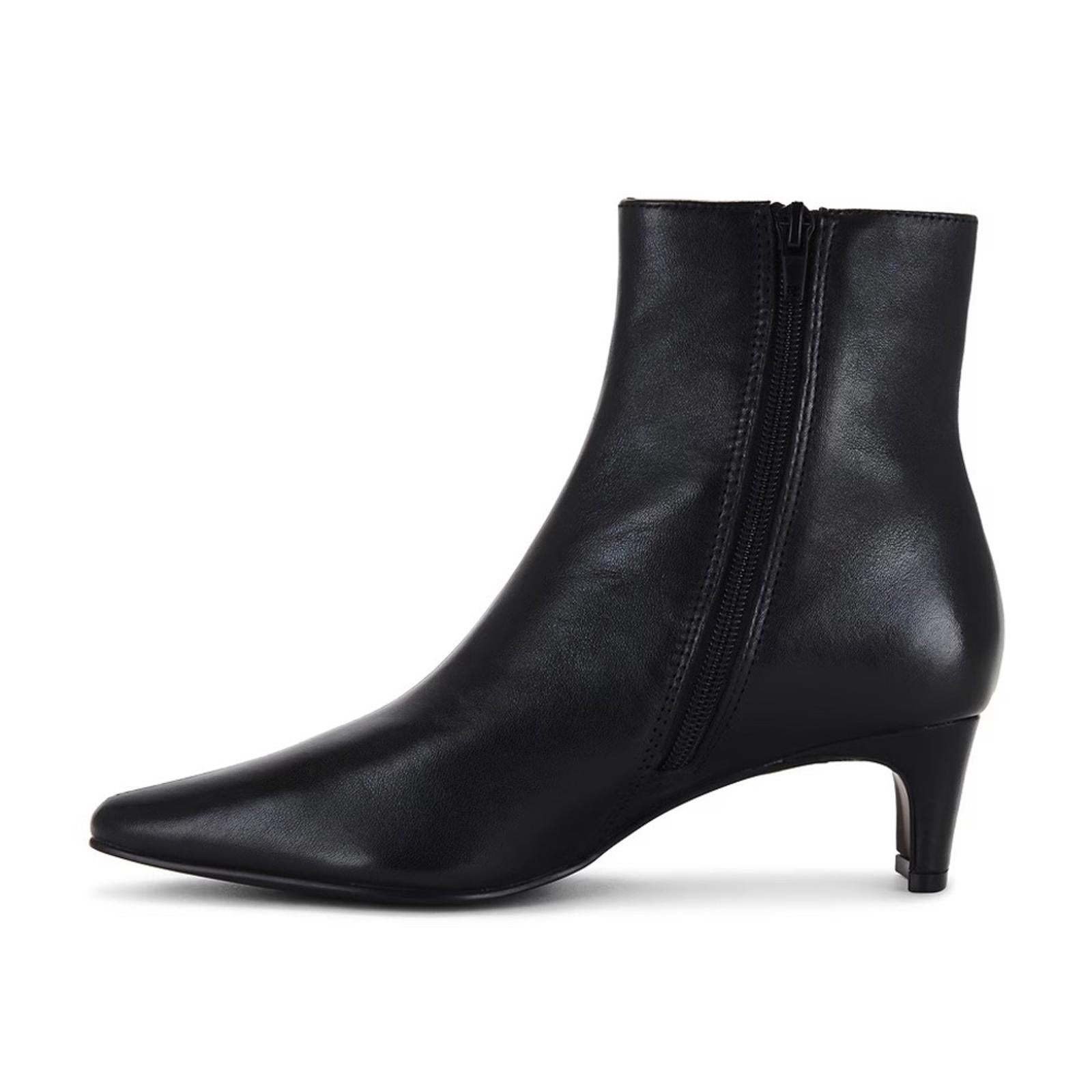 Steve Madden Delvie Boots