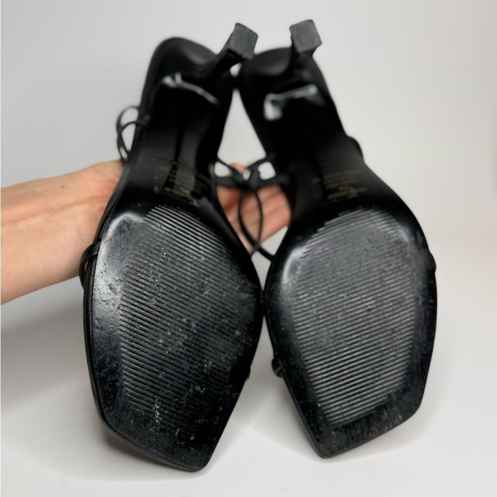 Steve Madden Locke Heel