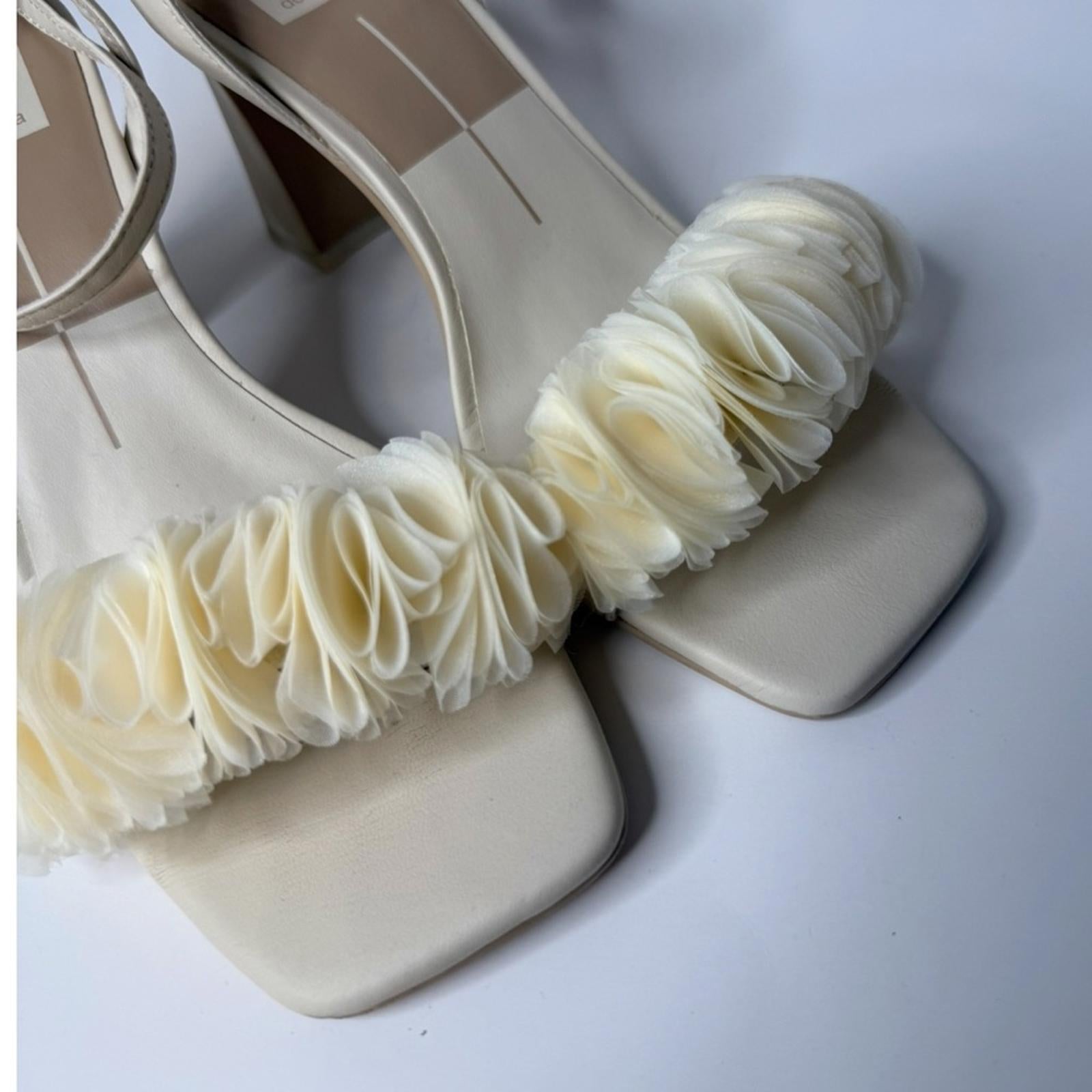 Dolce Vita Ieasha Sandals
