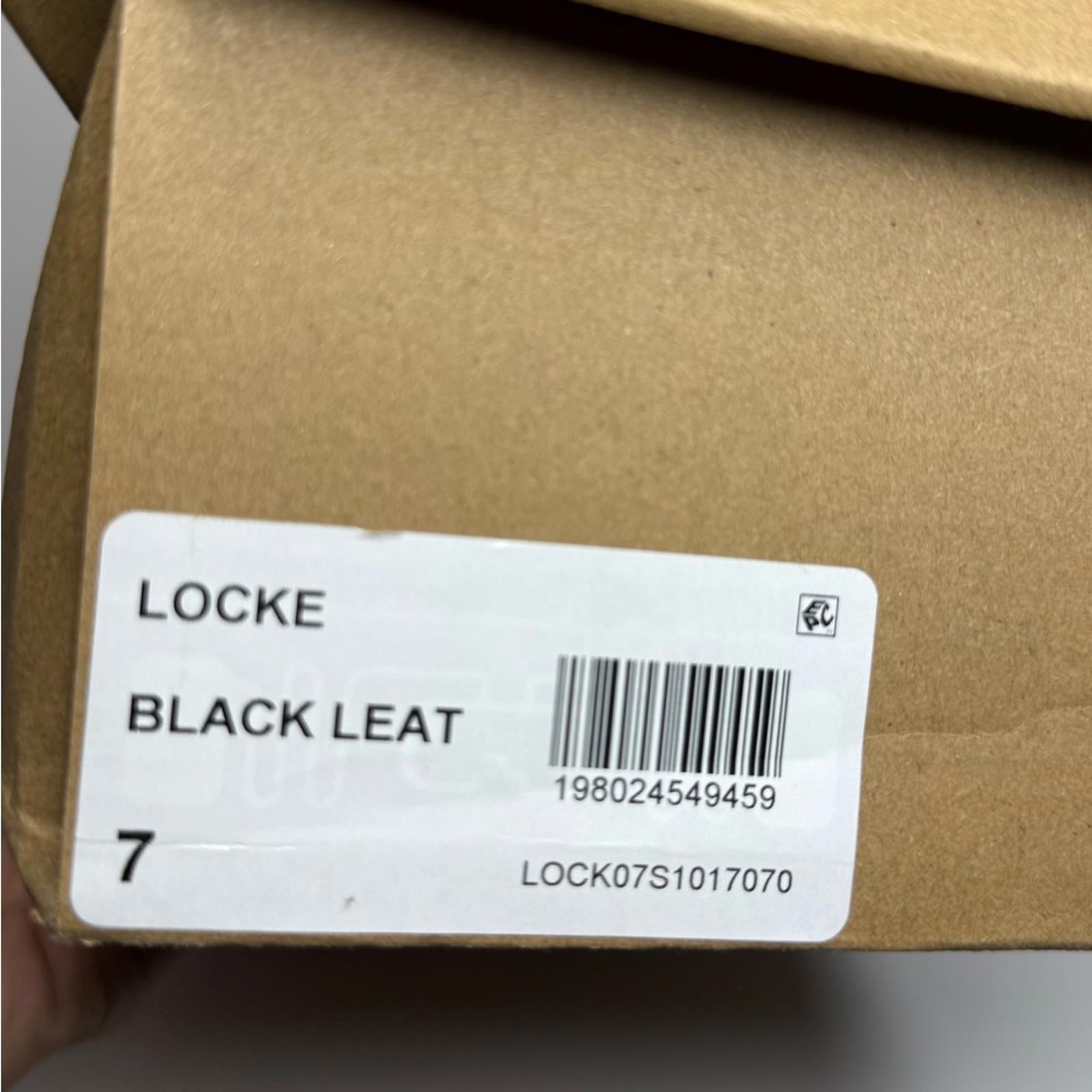 Steve Madden Locke Heel