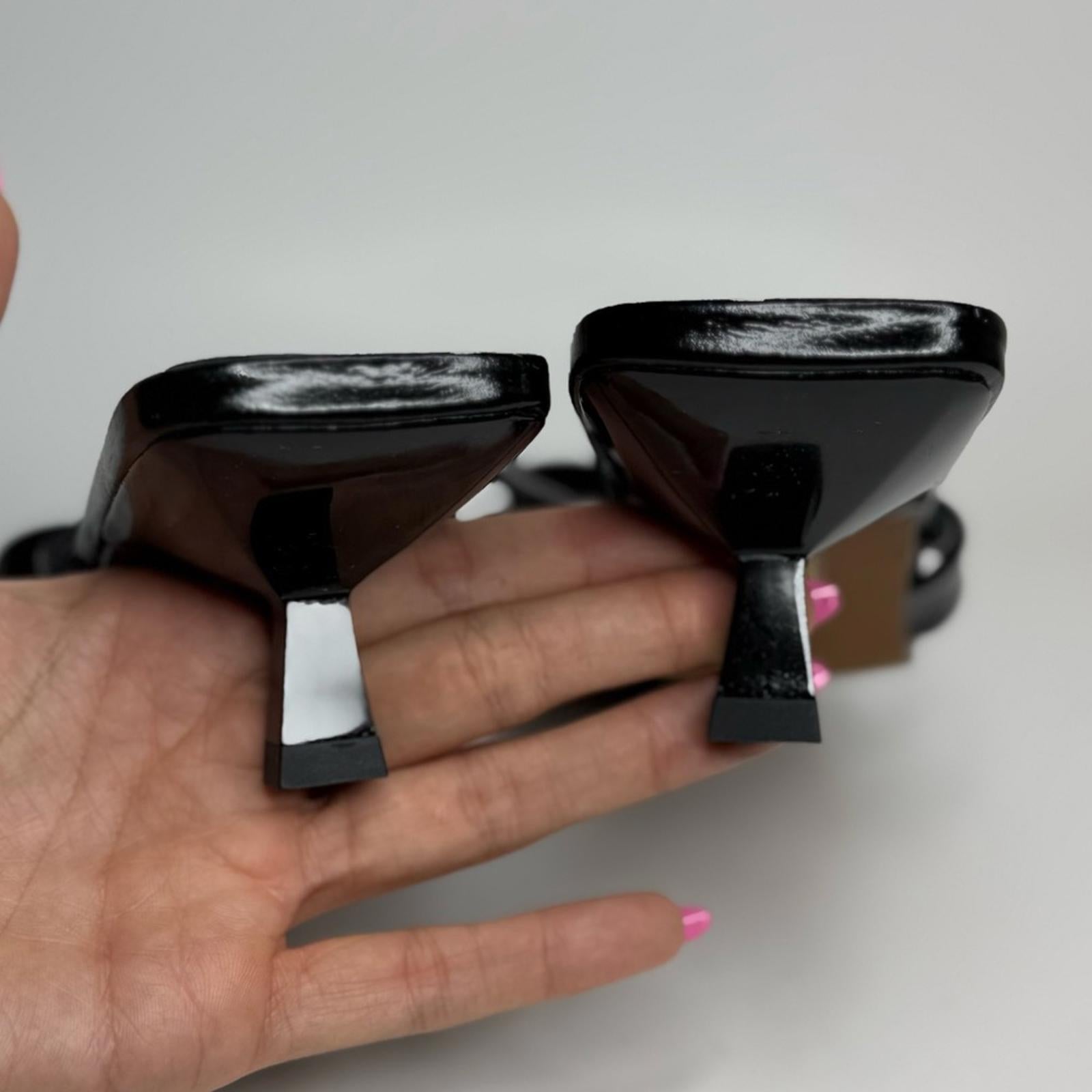 Intentionally Blank Eli Sandal