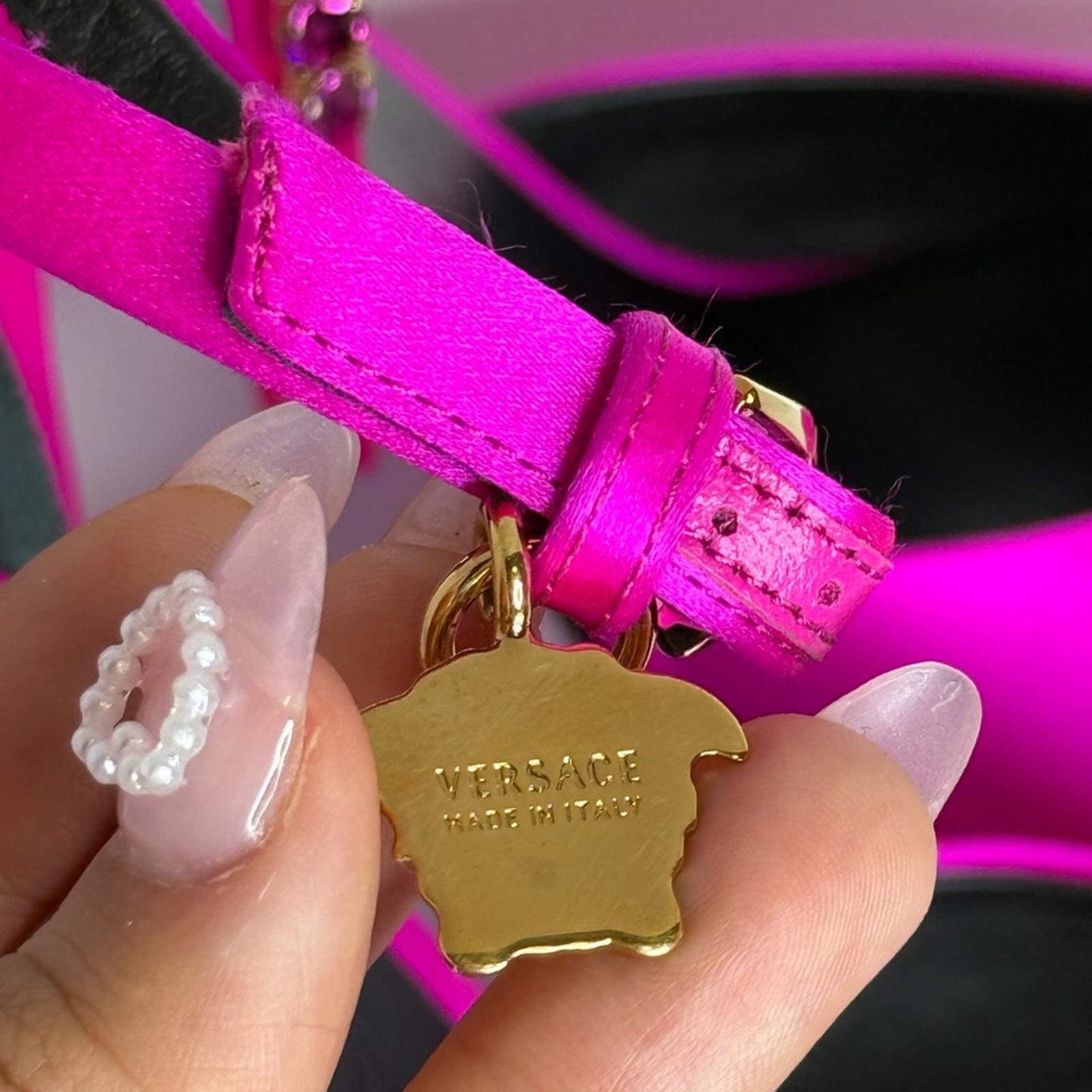Versace Pink Aevitas