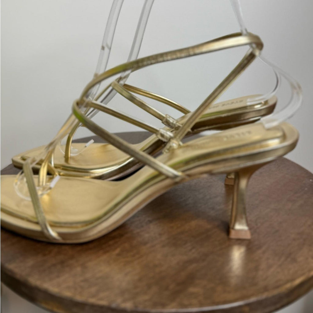 Steve Madden Locke Heel