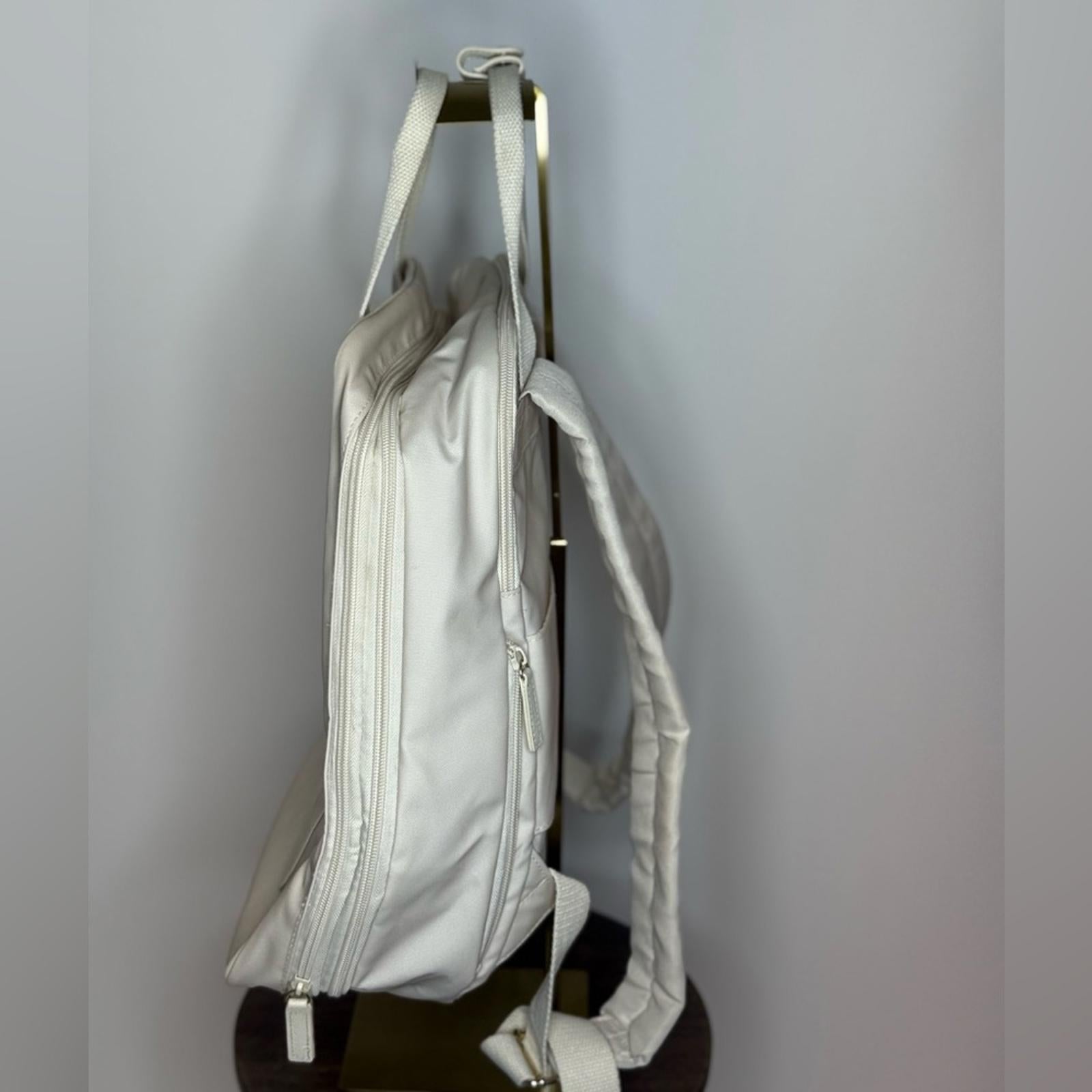 BEIS The Expandable Backpack