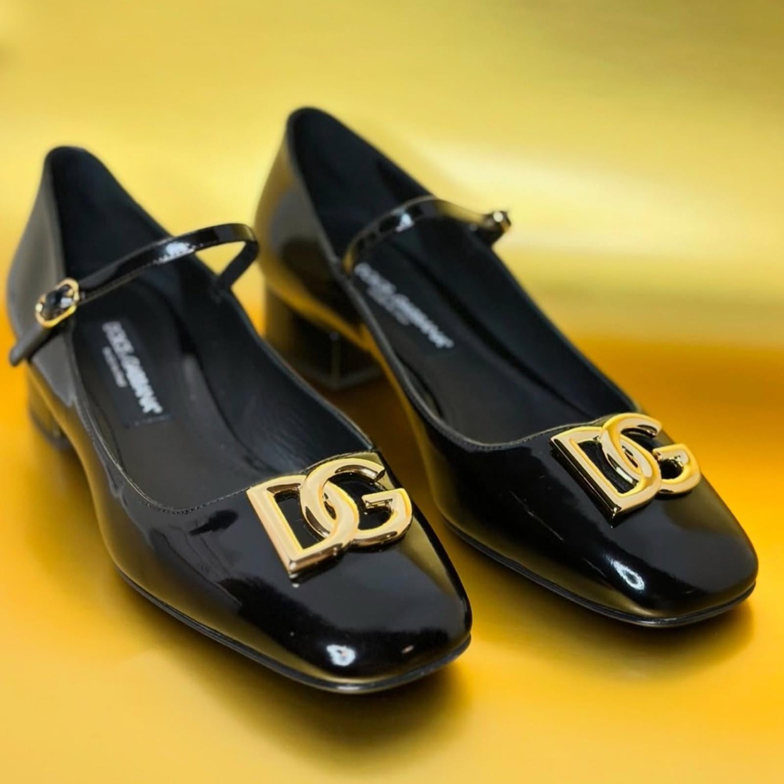 Dolce & Gabbana Flats
